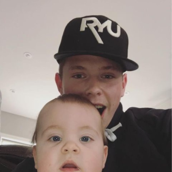 Meet your Posher, Logan - Picture 1 of 1